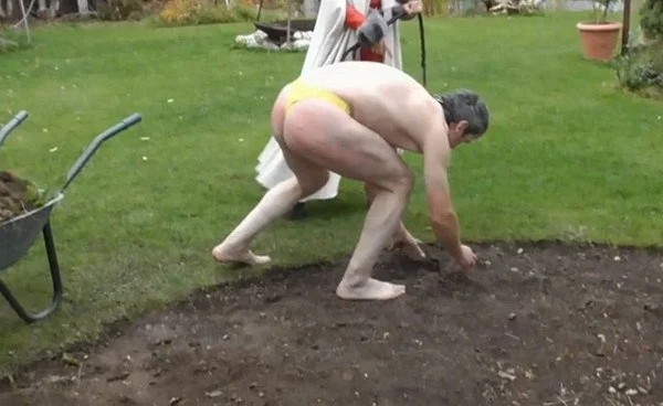 Fetish, Mature, Outdoors. Captain’s – labor input / Rittmeisterin – Arbeitseinsatz
