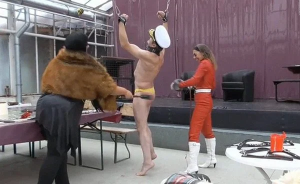 Corporal Punishment, Female Domination, Captain’s – Whipping Sunday / Rittmeisterin – Whipping zum Sonntag