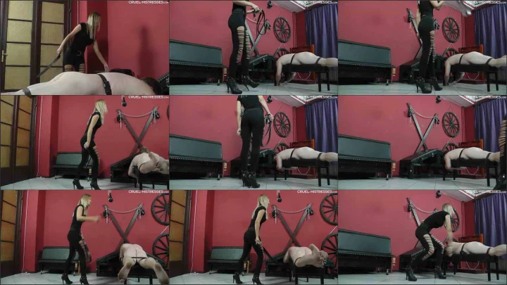 Screenshot 1 from Demona`s Way Of Spanking