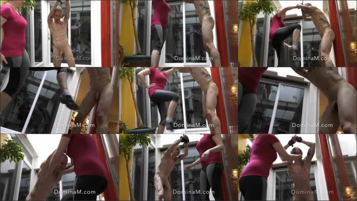 Screenshot 1 aus Outdoor Sneaker Busting, High-Kicking