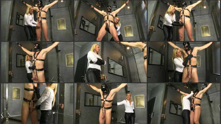 Screenshot 1 aus Mistress Athena – Your Prick Is Mine