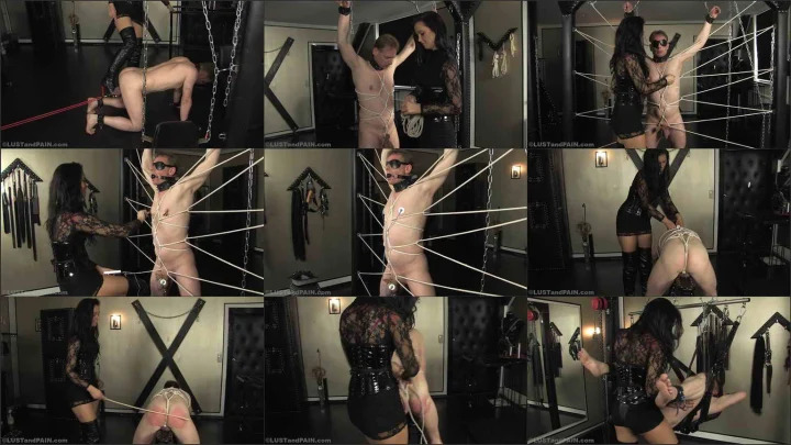Screenshot 1 aus Eve Dynamite – Dark Cabinet Female Domination Full Video