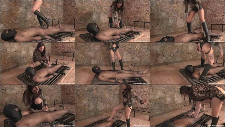 Screenshot 1 aus Mistress Nikky French – Ultimate Pleasure, Dick & Ball Torture