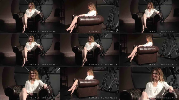 Screenshot 1 aus Mistress Scarlet talks about her BDSM lifestyle