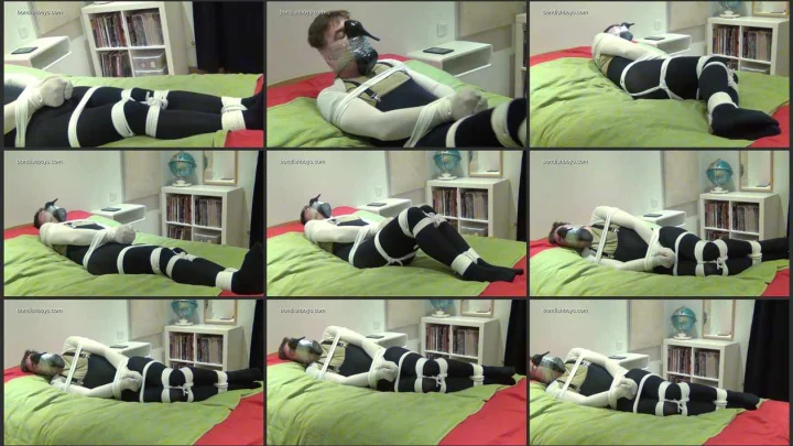 Screenshot 1 aus Pantyhose Bondage Model. bondishboys com