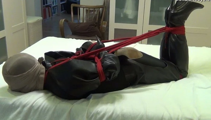 Hogtied Bootlover. bondishboys com