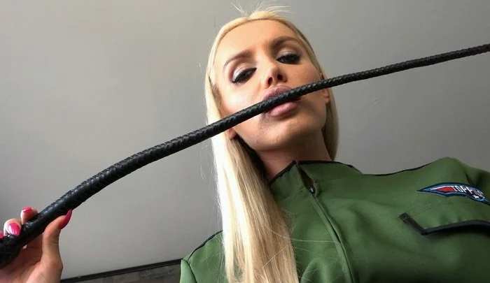 Lady Marisa Czechoslovakia Mistress, Pilot Whip
