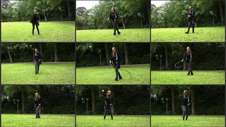 Screenshot 1 aus Cruel Georgia Mistress Iveta, First Crackings With Very Long Bullwhip