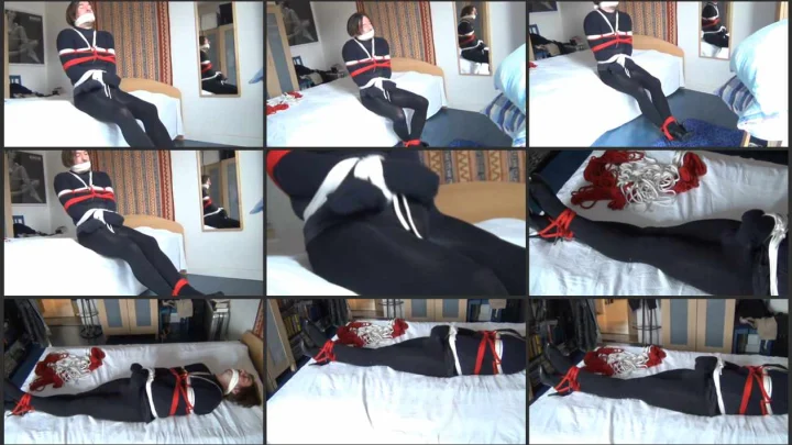 Screenshot 1 aus Tights, Wank and Cum. bondishboys com