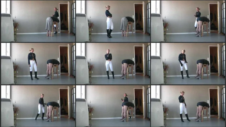 Screenshot 1 aus Miss Cassandra – Germany FemDom Mistress, Spank That Thing