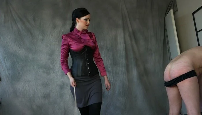 Nemesis – German FemDom Mistress, Teaching English The Hard Way