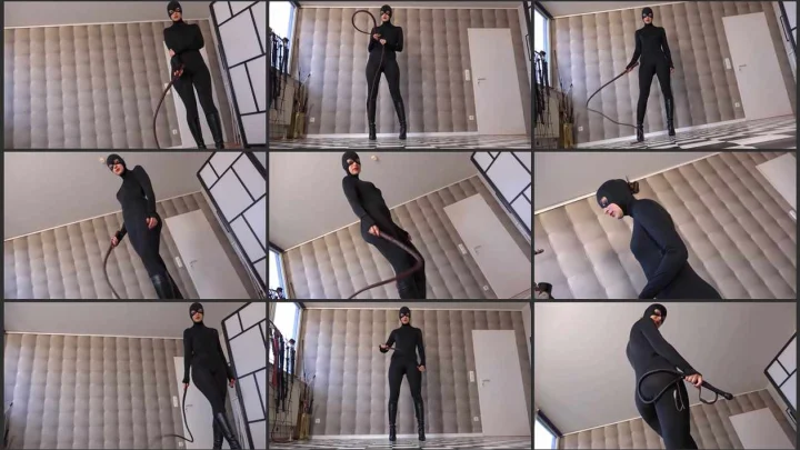 Screenshot 1 aus Cruel Georgia Mistress Iveta, Catwoman Series – The Bullwhips