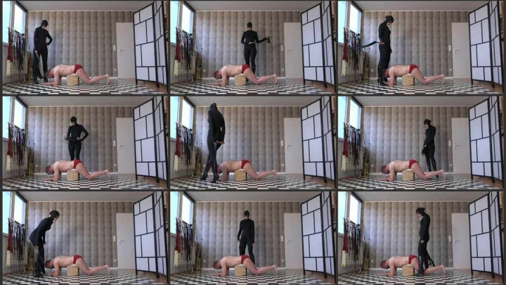Screenshot 1 aus Cruel Georgia Mistress Iveta, Catwoman Series – a Sensual Whipping