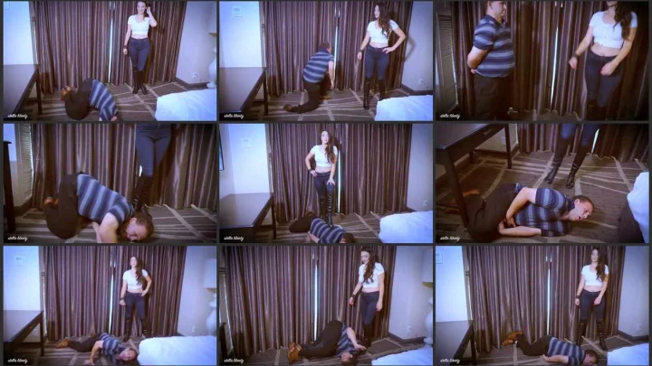 Screenshot 1 aus Submissive and Slave Training, Ballbusting A New Video Slave – Stella Liberty Femdom Video