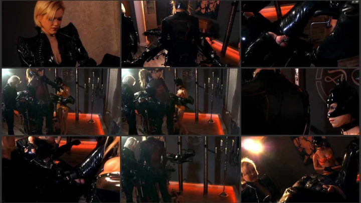 Screenshot 1 aus Latex Porn on Gyno Chair – Baroness Davina Dust and Nina