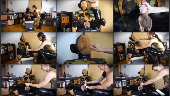 Screenshot 1 aus Rubber Bondage, Battle of Breath and Bulge – Elise Graves Bondage Liberation