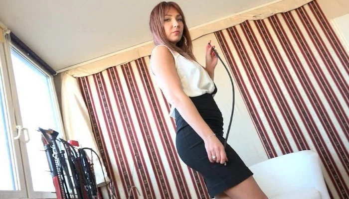 Video abspielen: Claudia – Looking For The Right Cane