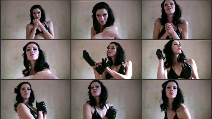 Screenshot 1 aus Brutal Faceslapping – German Femdom Mia Mane (Miss Melena)
