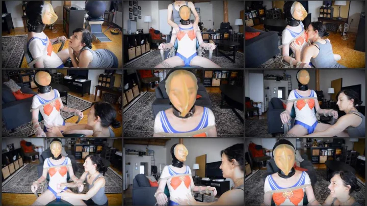 Screenshot 1 aus Female Desperation, Cry for the Moon Hood – Elise Graves and Mercy West