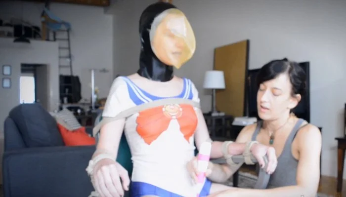 Female Desperation, Cry for the Moon Hood – Elise Graves and Mercy West