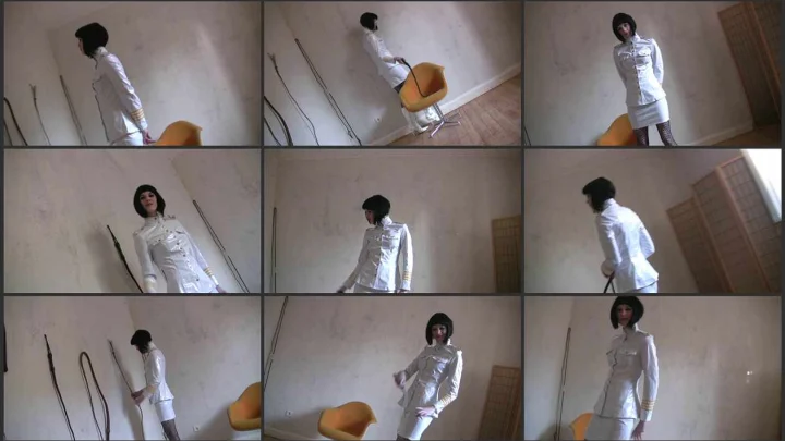 Screenshot 1 aus Femdom Whipping POV, Bullwhip Parade with Mia Mane