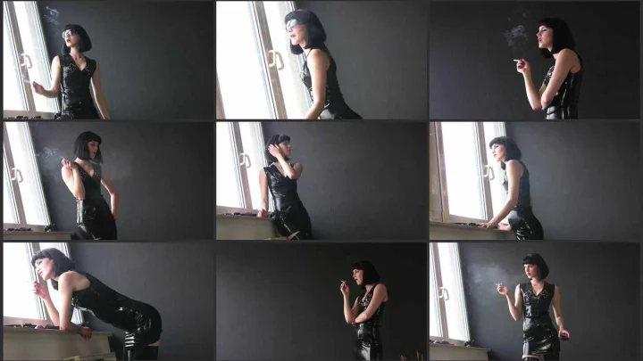 Screenshot 1 aus Femdom POV Latex Mistress Smoking with Mia Mane