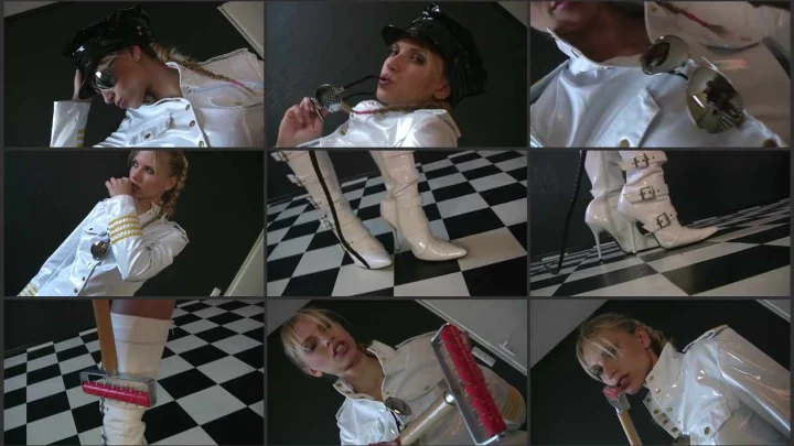 Screenshot 1 aus Uniform and Fetish with Vivian Dubois