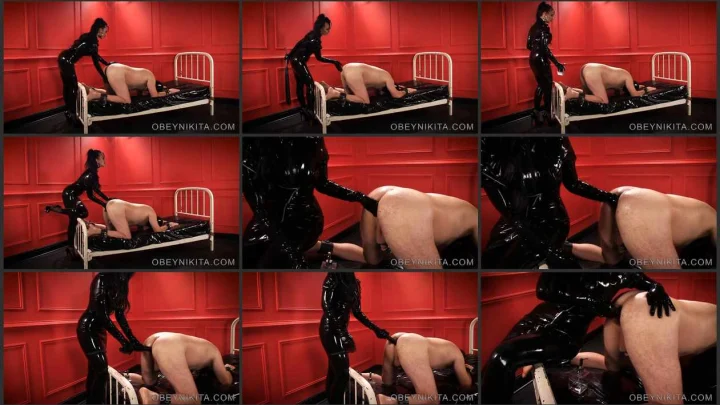 Screenshot 1 aus Dildo Fucking, My New Hole, Mistress Nikita FemDom Videos