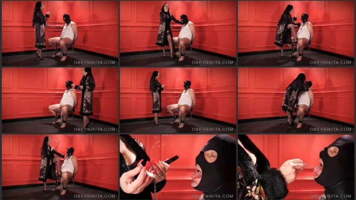 Screenshot 1 aus Human Ashtray, Piggy Eats My Butt with Mistress Nikita