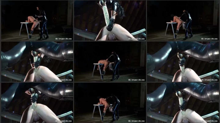 Screenshot 1 aus Mistress Luciana – Say Hello to the Monster