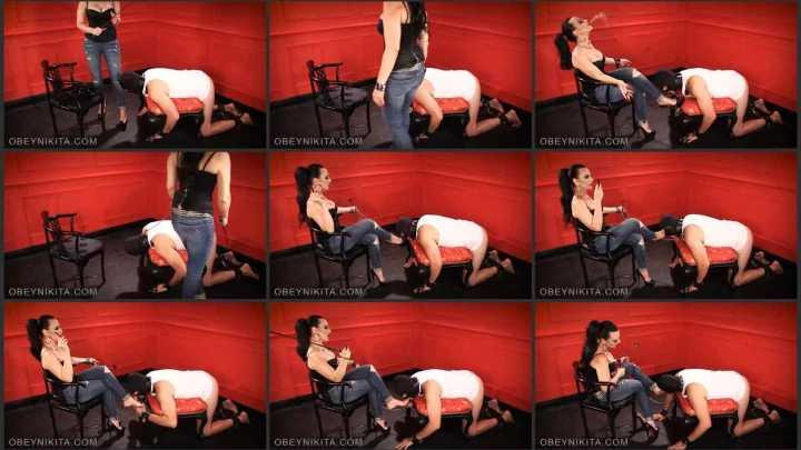 Screenshot 1 aus Shoe & Boot Worship, Using My Foot Licker with Mistress Nikita