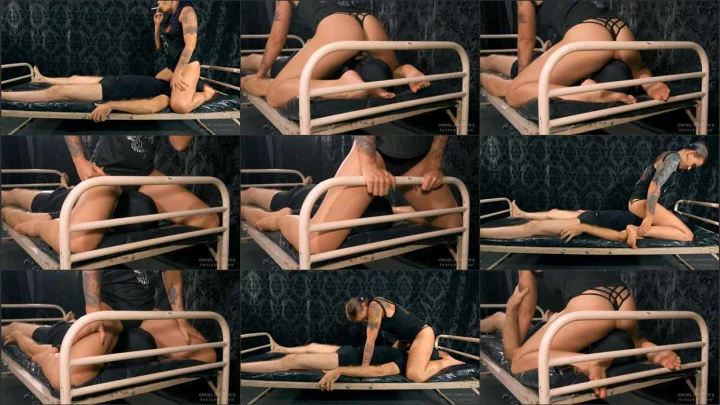 Screenshot 1 aus Smoking and Face Sitting, Butt on His Face with Mistress Anette