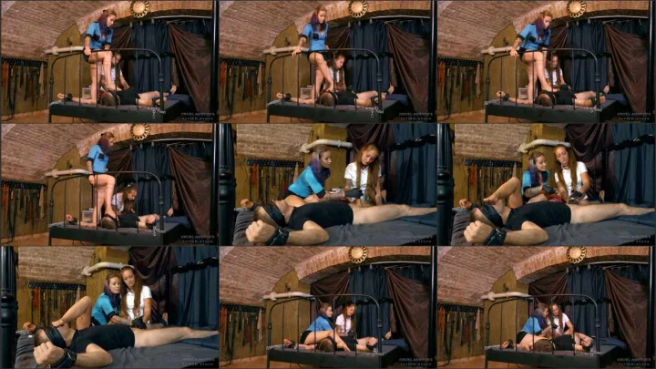 Screenshot 1 aus Forced Male Orgasm, Guiding Her Sister with Lady Anette and Minnie Manga