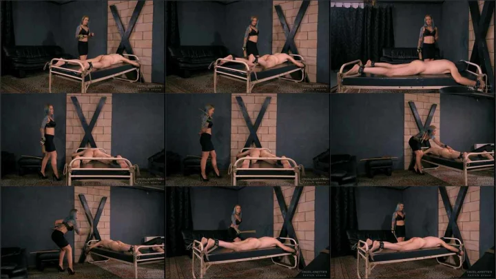 Screenshot 1 aus Corporal Punishment, Hard Spanking From Lady Anette