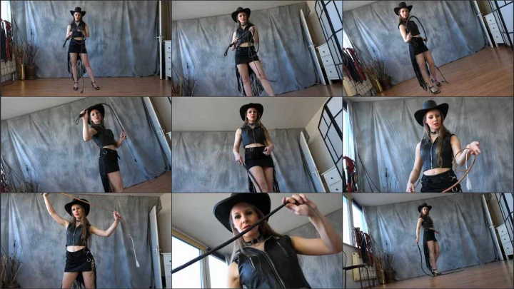 Screenshot 1 aus Femdom POV Whipping, WesternLady Playing with Whips – Lady Fantine
