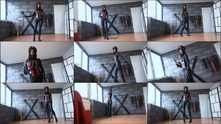 Screenshot 1 aus Uniform POV Whipping, Bullwhips and Catsuit with Harley Q