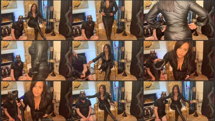 Screenshot 1 aus On Cam With Wannabe Slave Now! Little Clip Showing You What He Bought Me