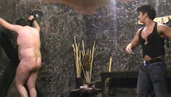 Back Whipping by Jenny`s Friend