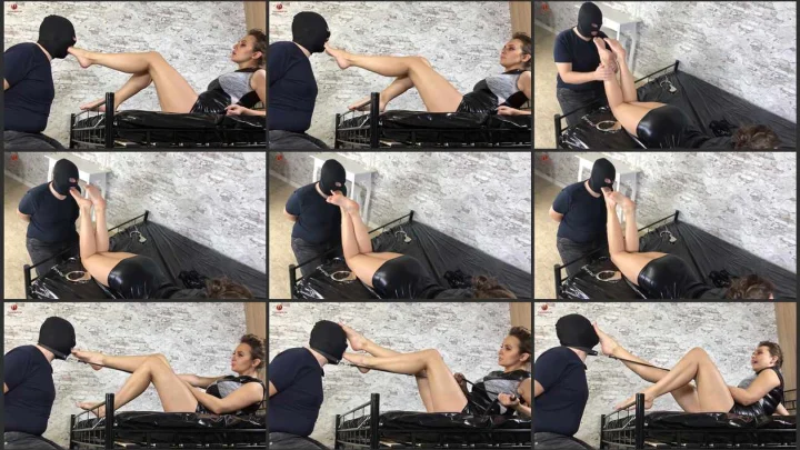 Screenshot 1 aus Foot Gagging