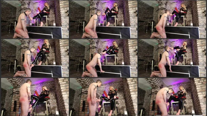 Screenshot 1 aus At Goddess Feet