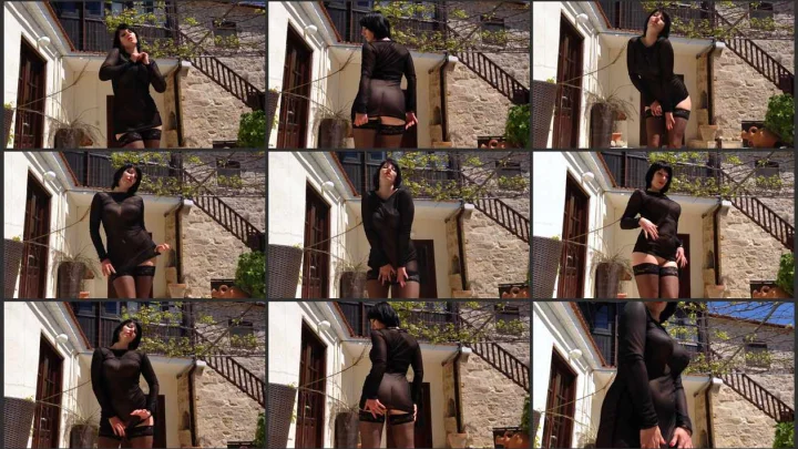Screenshot 1 aus Sexy Teasing in Black Stockings