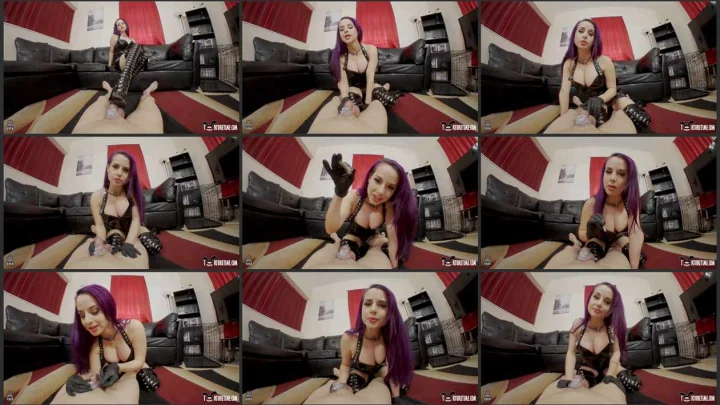 Screenshot 1 aus Locked Cock Chronicles with Fluffy and Goddess Valora – Volume 12