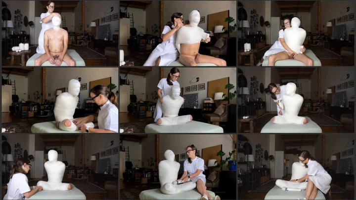 Screenshot 1 aus Full body medical wrap kept under wraps – part one