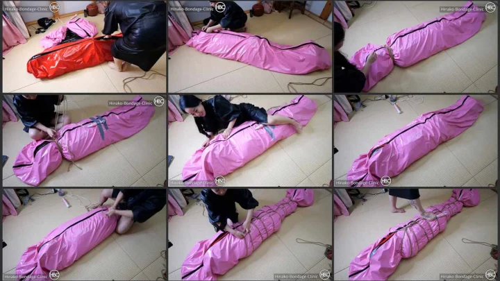 Screenshot 1 aus Two Rest Sacks and PVC Maid, Breath Controlled