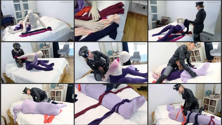 Screenshot 1 aus Punishment for stealing lingerie