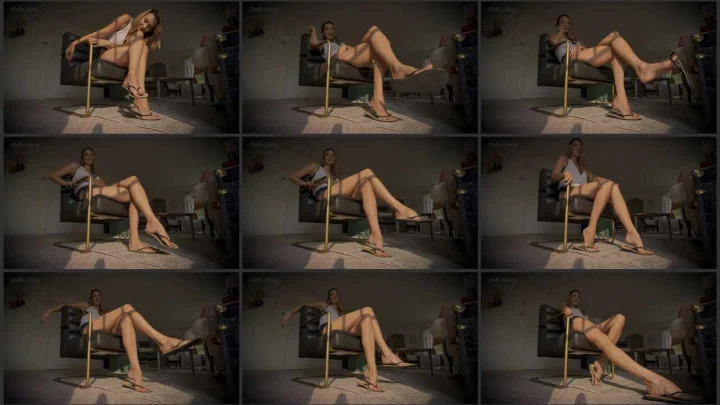 Screenshot 1 aus I tease you long legs with new pedicure