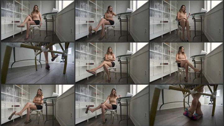 Screenshot 1 aus Smelly Nylon Soles Award for Extra Work