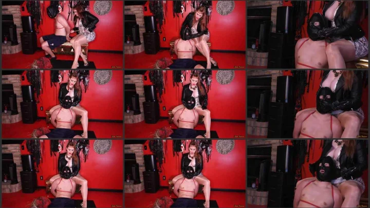Screenshot 1 aus Kinky Spaß mit Sklave in meinem Dungeon Teil 1