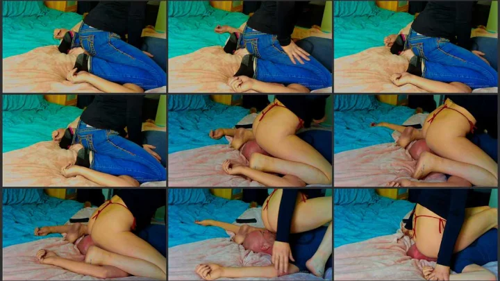 Screenshot 1 aus Jeans and Thong Smother