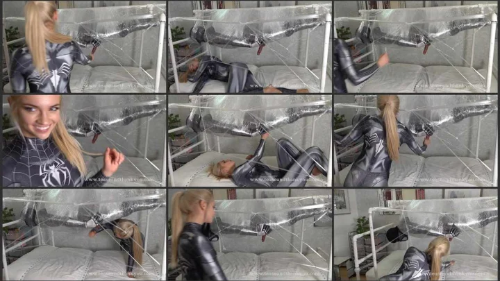 Screenshot 1 aus Super Rollenspiel beim Melken von Spider-Man